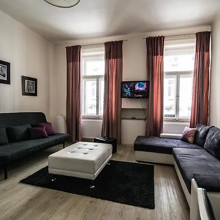 Apartment Dancing House By Ruterra *